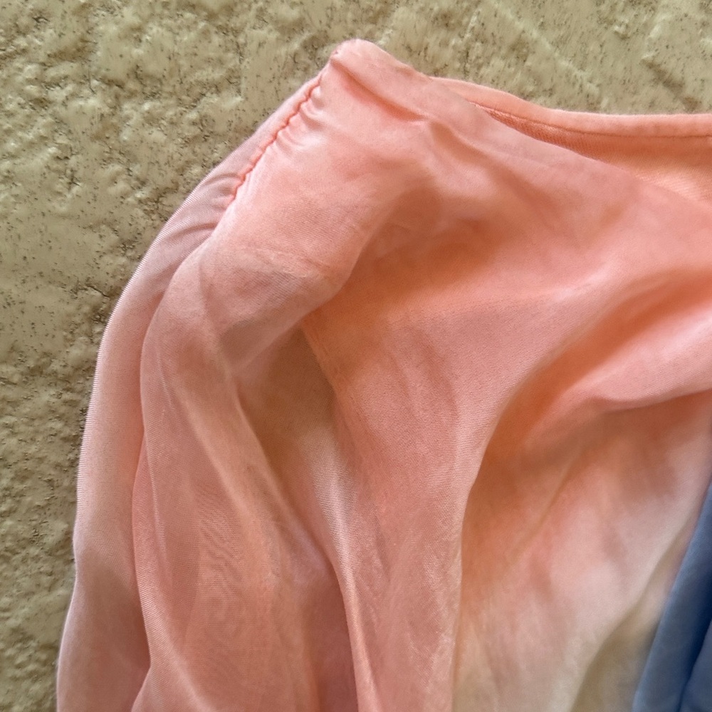 Elegant Tie-Dye Women's Top - Picture 8 of 10